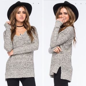 FULL TILT Essential Marled Step Hem Sweater